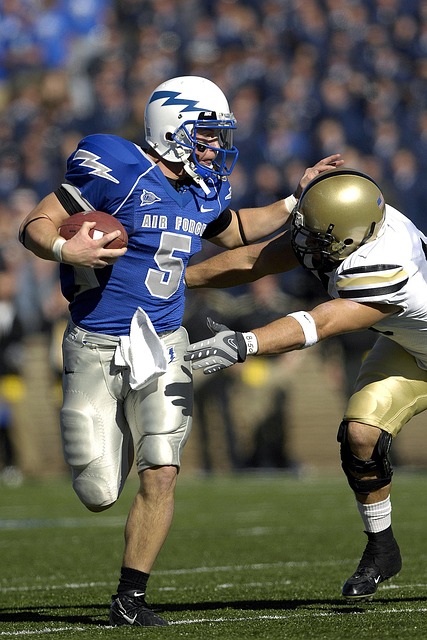 底角待命 底角待命