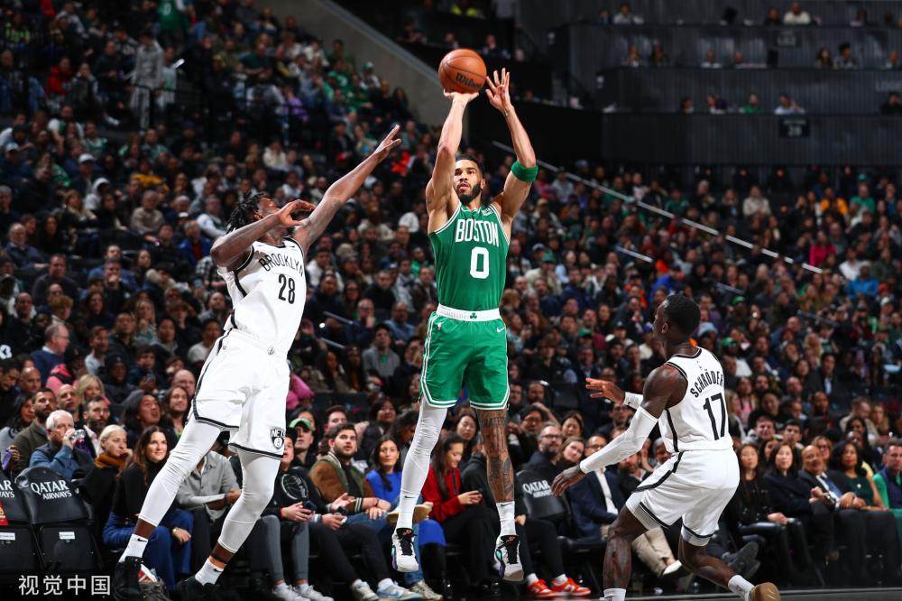 场比赛中展 场比赛中展